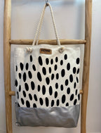 Strand-und Alltagstasche „SABINE“ aus Canvas und veganem Leder