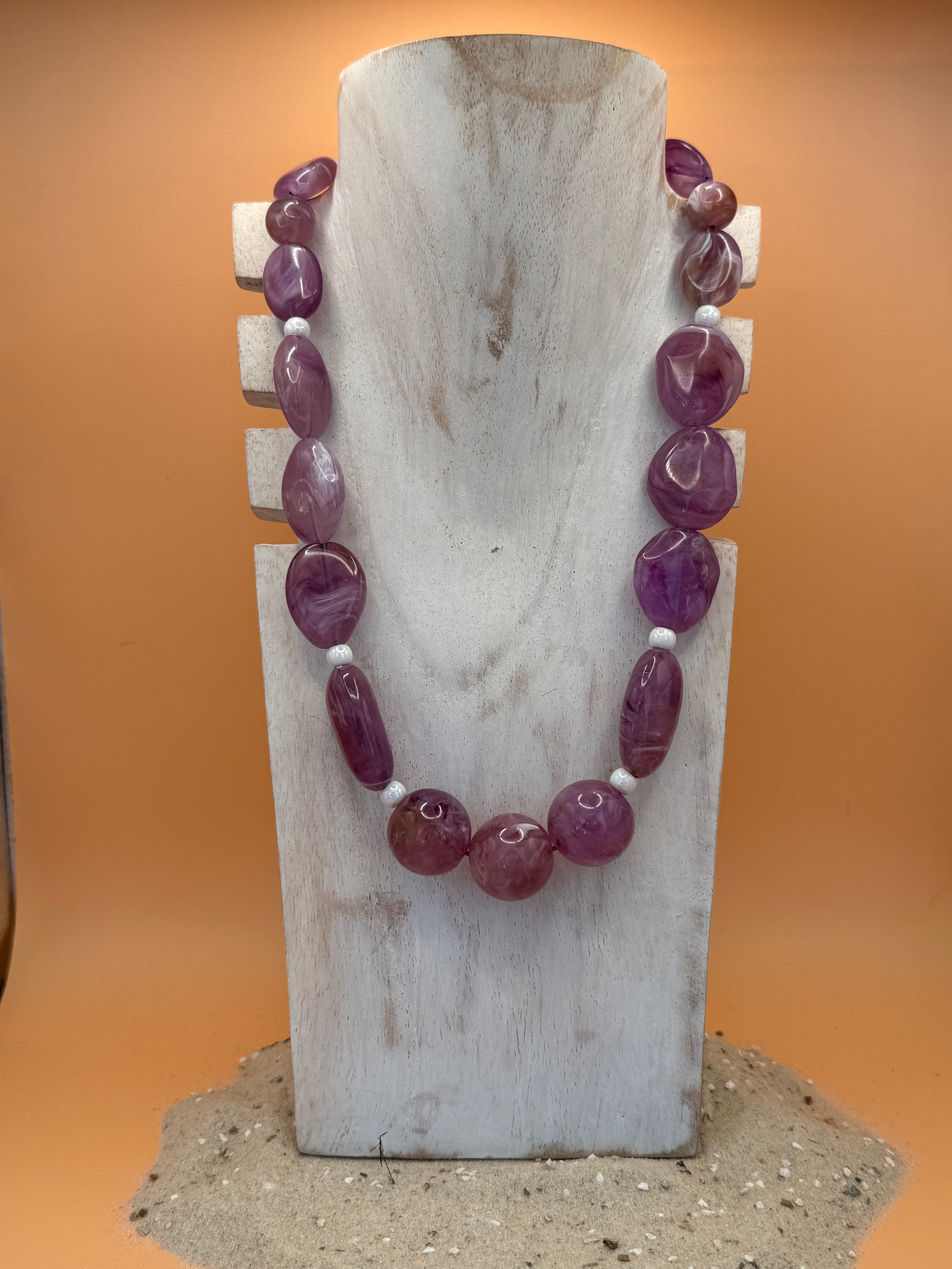 "Lila Pearl Vibes" - Statement Kette