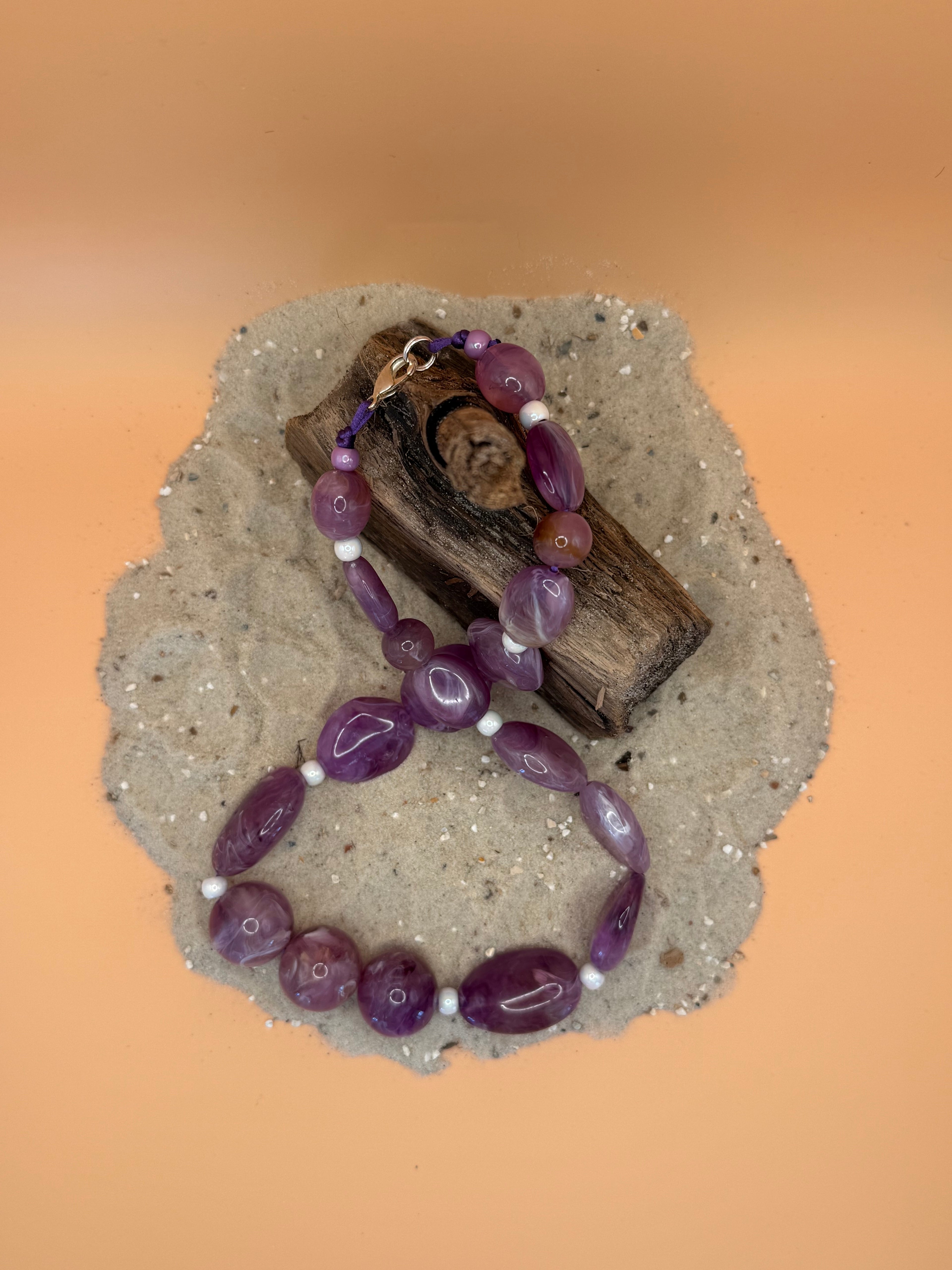 "Lila Pearl Vibes" - Statement Kette