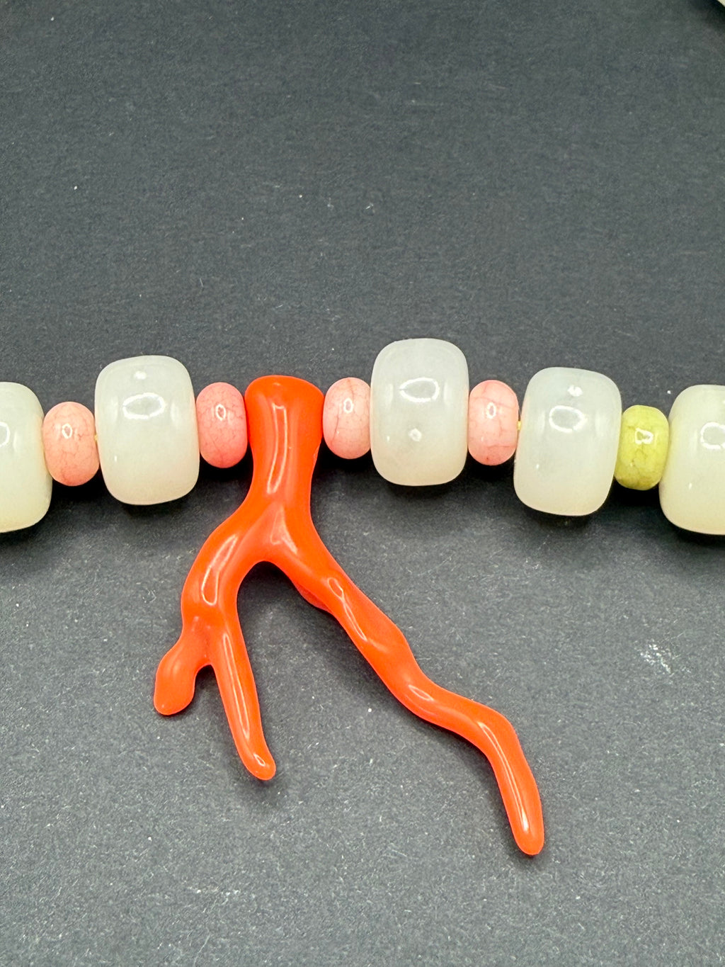 „Meeresschatz“ 🪸  Orange trifft auf Weiß & Pastell