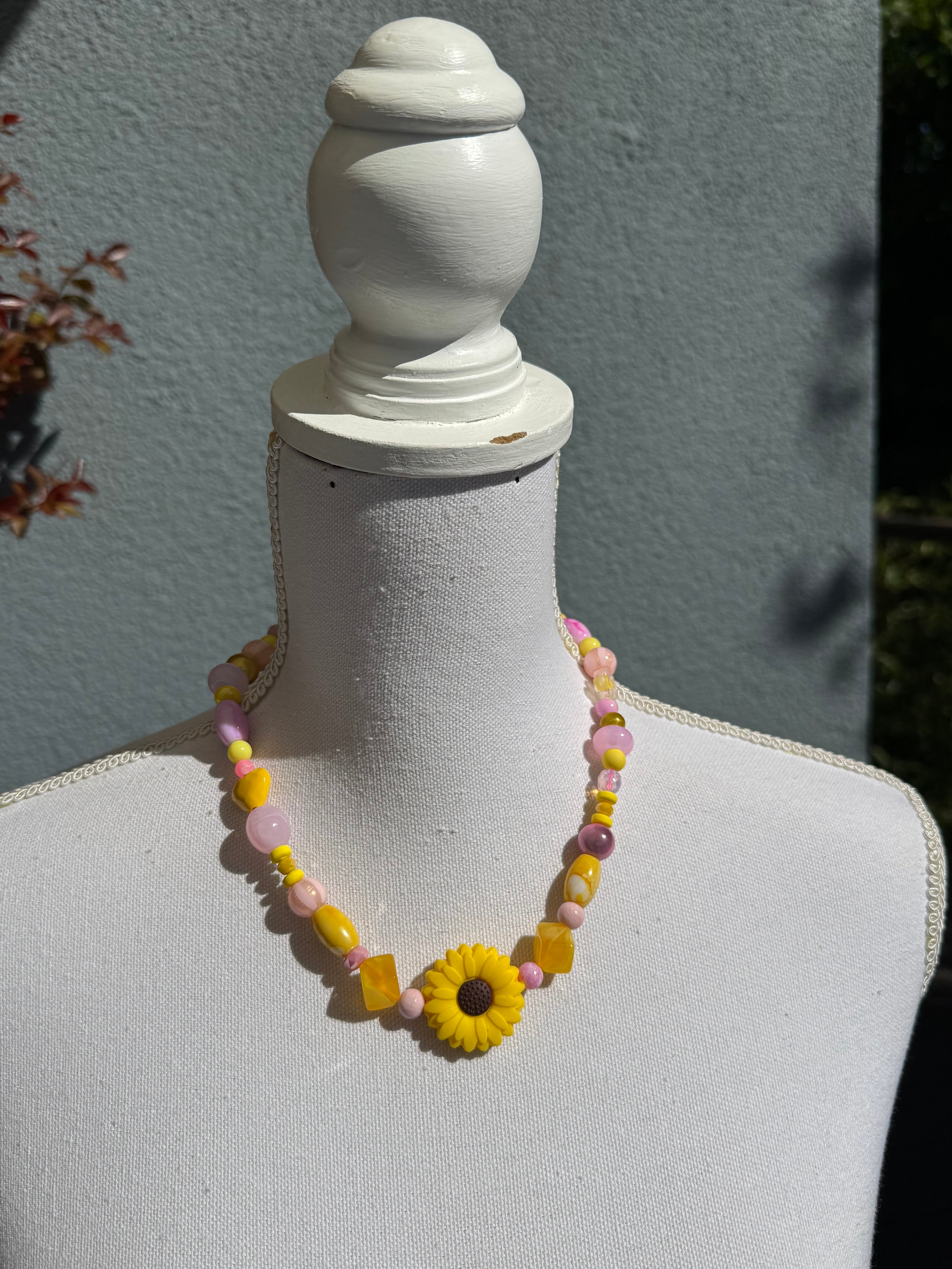 „Sonnen-Daisy" – Kette