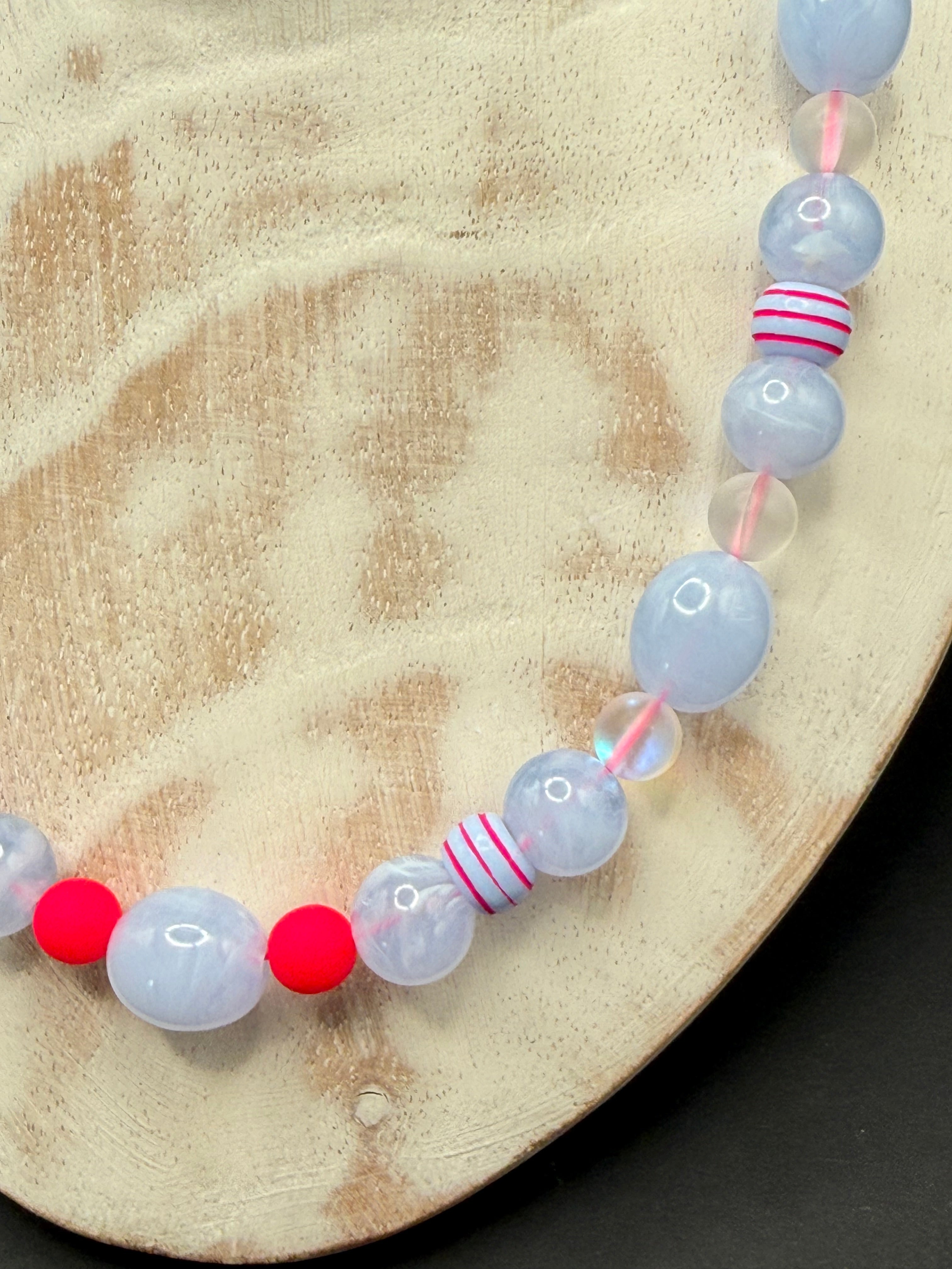 „Deich -Diva" – Pink-Hellblau Perlenkette