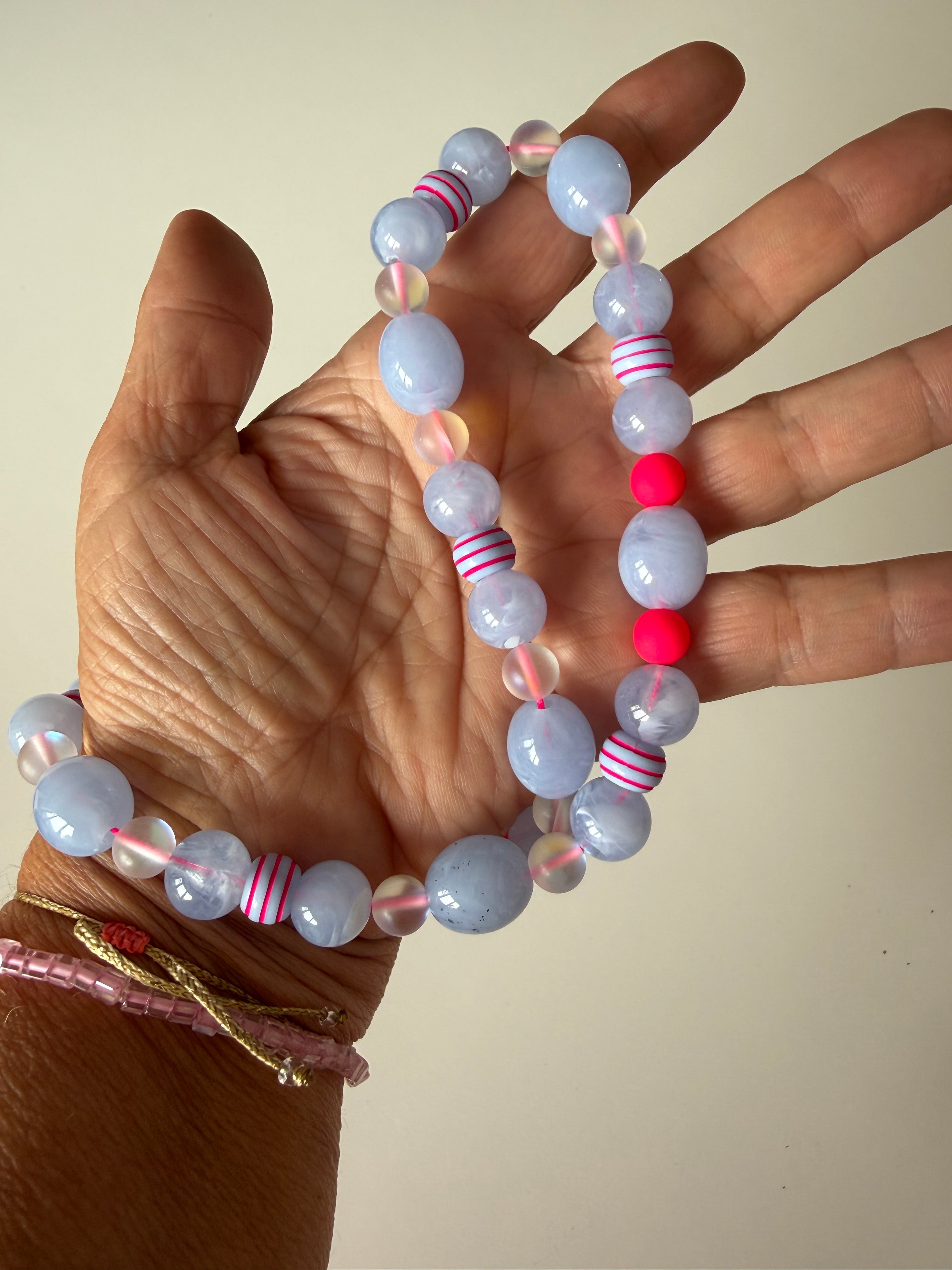 „Deich -Diva" – Pink-Hellblau Perlenkette