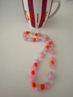 " Deich-Diva" – Rosa - Neonorange Perlenkette